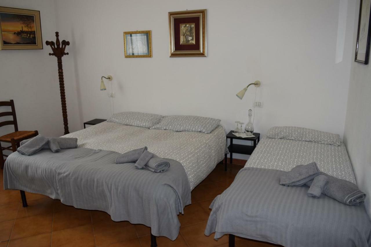 דירות מונטרוני ד'ארביה Casa Groppino מראה חיצוני תמונה